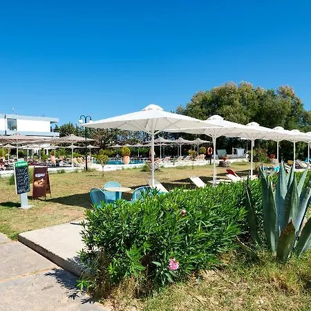 Hotel Kassandra Mare 4*