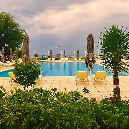 Kassandra Mare Hotel Nea Poteidaia