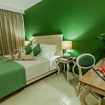 Hotel Kassandra Mare