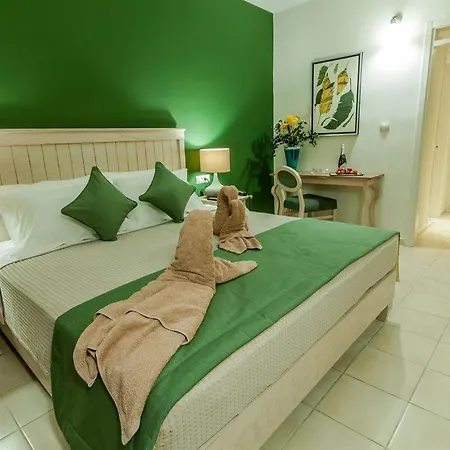 Hotel Kassandra Mare 4*