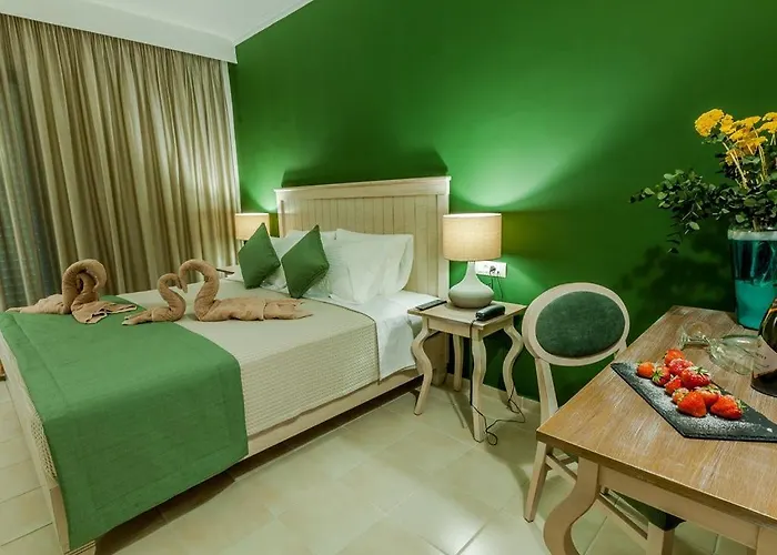 Hotel Kassandra Mare