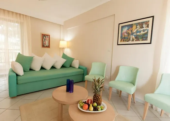 Hotel Kassandra Mare