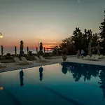 Kassandra Mare