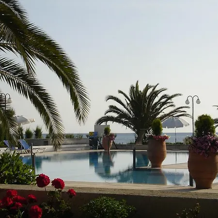 Kassandra Mare Otel 4*