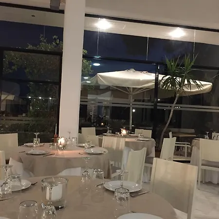 Otel Kassandra Mare 4*