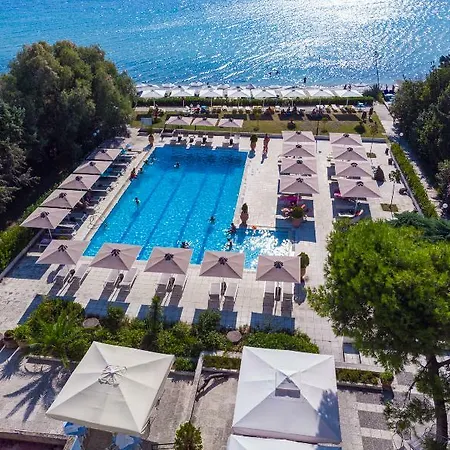 Kassandra Mare 4* Nea Poteidaia