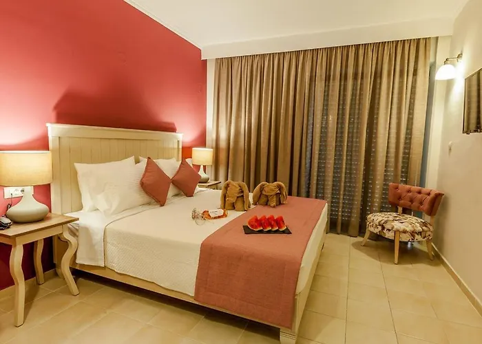 Hotel Kassandra Mare 4*