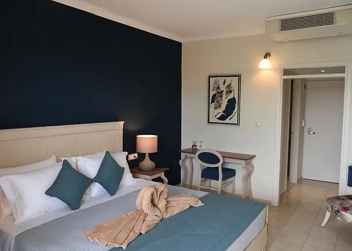 Kassandra Mare Hotel